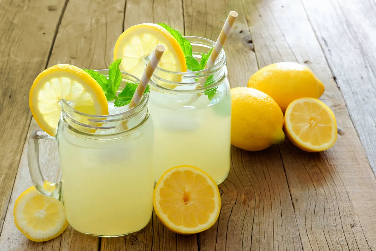 Házi limonádék és koktélok